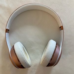 BEATS by Dre Solo Rose Gold